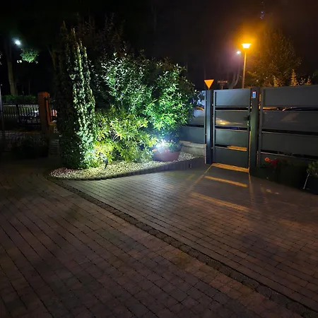 Δωμάτια σε οικογενειακή κατοικία Cass *