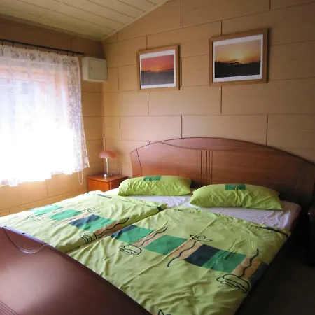 Cass Δωμάτια σε οικογενειακή κατοικία